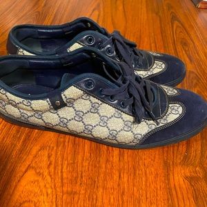Gucci GG Plus canvas and suede lowtoP sneakers sz US11.